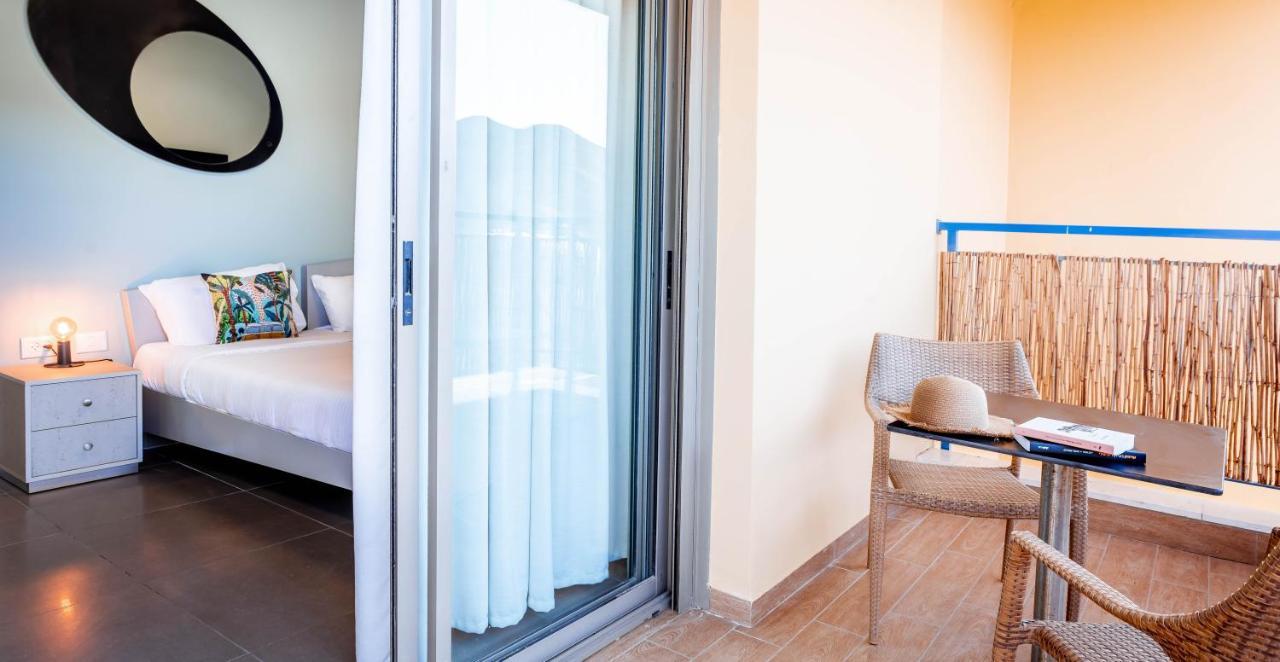 Almogim Suites Eilat Hotel (Adults Only) Eksteriør billede